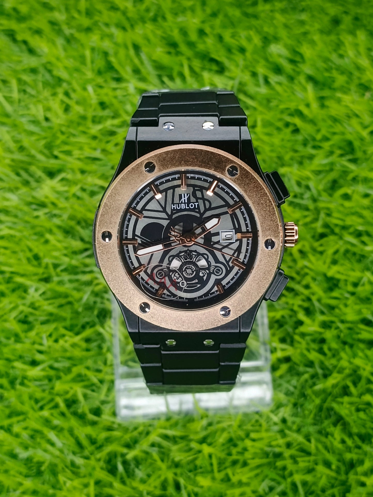 Hublot Black Stainless Steel Watch – Golden Dial